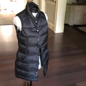 Lululemon black down vest size 6